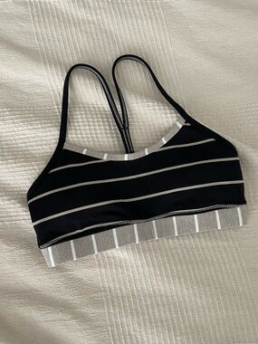 Lululemon rare striped flow Y bra
